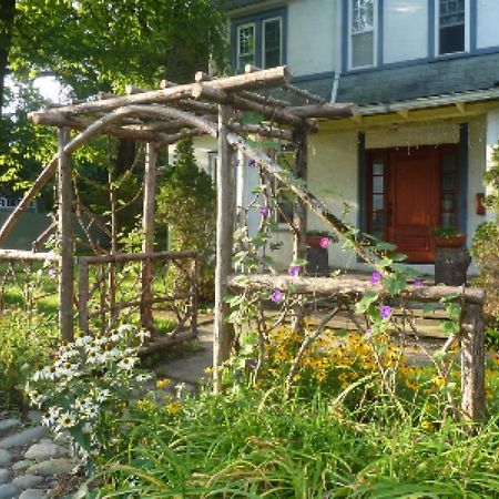 Morning Glory B&B Woodstock Exterior photo